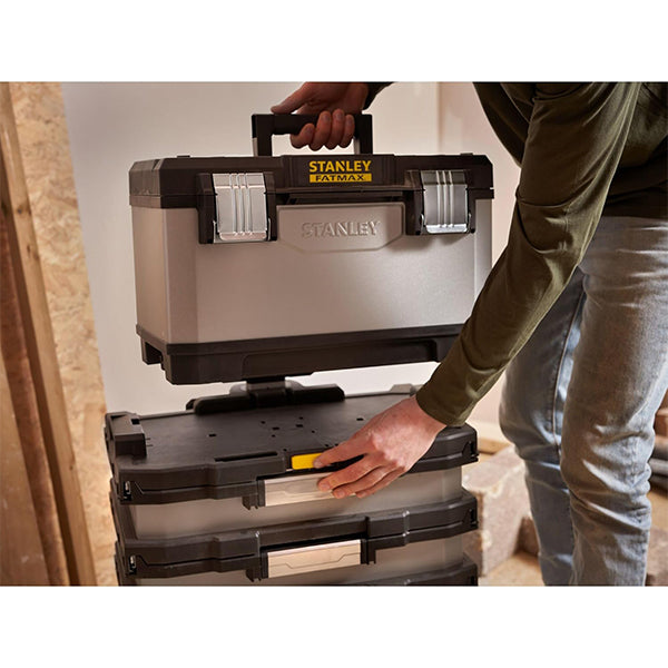 Carrello porta utensili in metallo e polipropilene GRIGIO (VUOTO) - STANLEY® FATMAX® - 1-95-622 Carrello porta utensili in metallo e polipropilene GRIGIO (VUOTO) - STANLEY® FATMAX® - 1-95-622